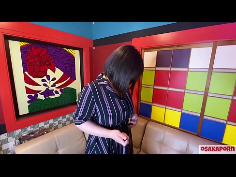 ❤️ Une jolie Japonaise aux gros seins se masturbe avec des jouets sexuels et a un orgasme. Elle parle dans une interview de son expérience de la baise. Gros seins et chatte poilue gémissant bruyamment. Osakaporn ❤️❌ Porno at fr.serviporno.ru ❌️