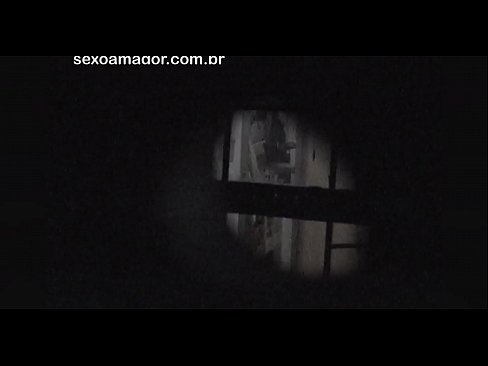 ❤️ Blondie se fait secrètement filmer par un voyeur du quartier caché derrière des briques creuses. ❤️❌ Porno at fr.serviporno.ru ❌️